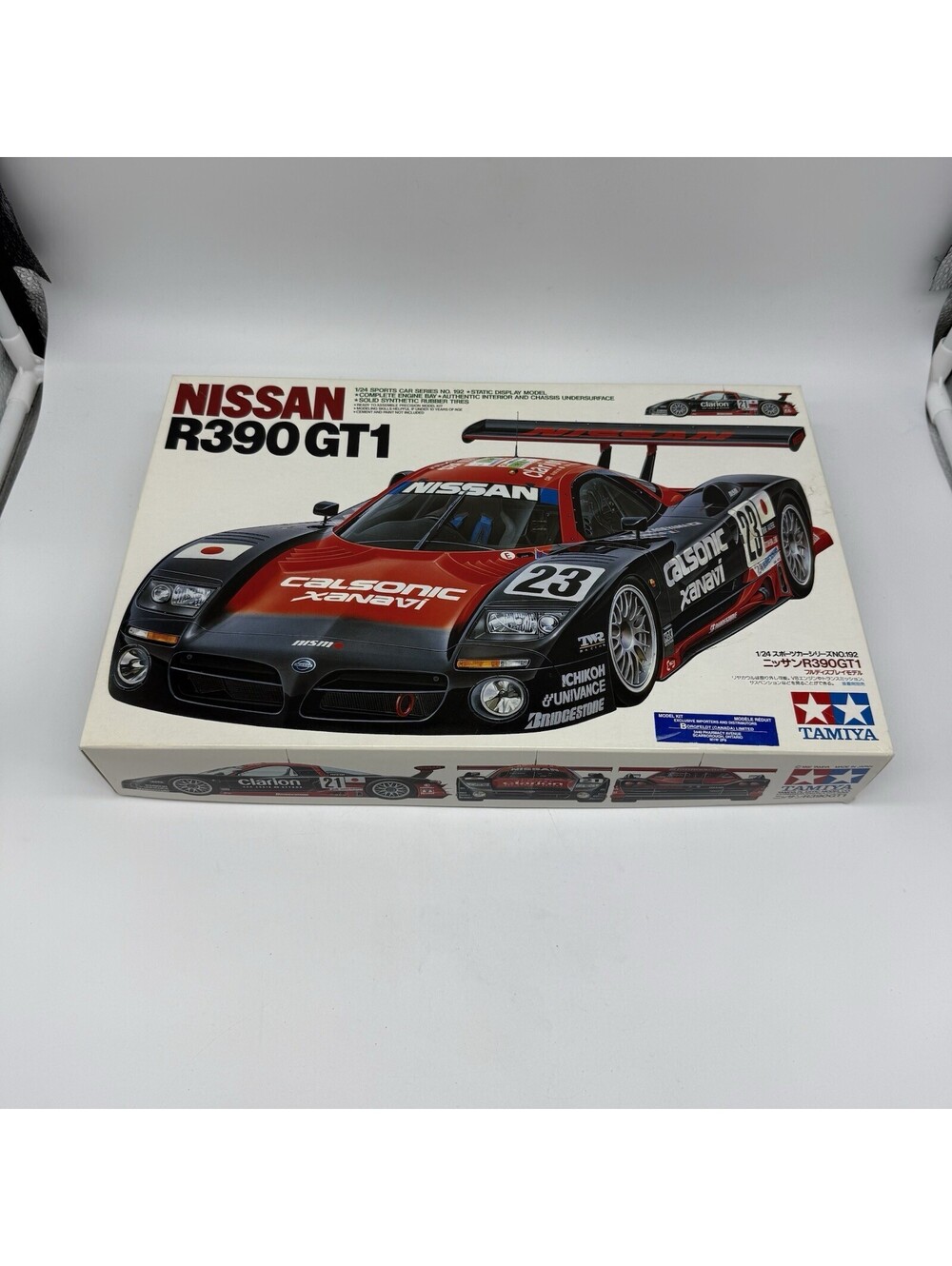 Tamiya Nissan R390 GT1 Racecar GT1 - Plastic Model Car Kit - 1/24 Scale - #24192